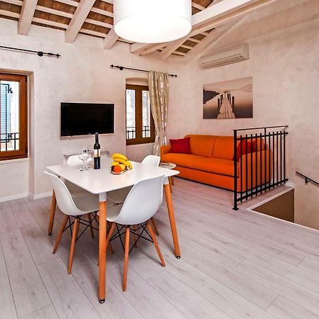 La Fondiaria Hotel Rovinj Bagian luar foto