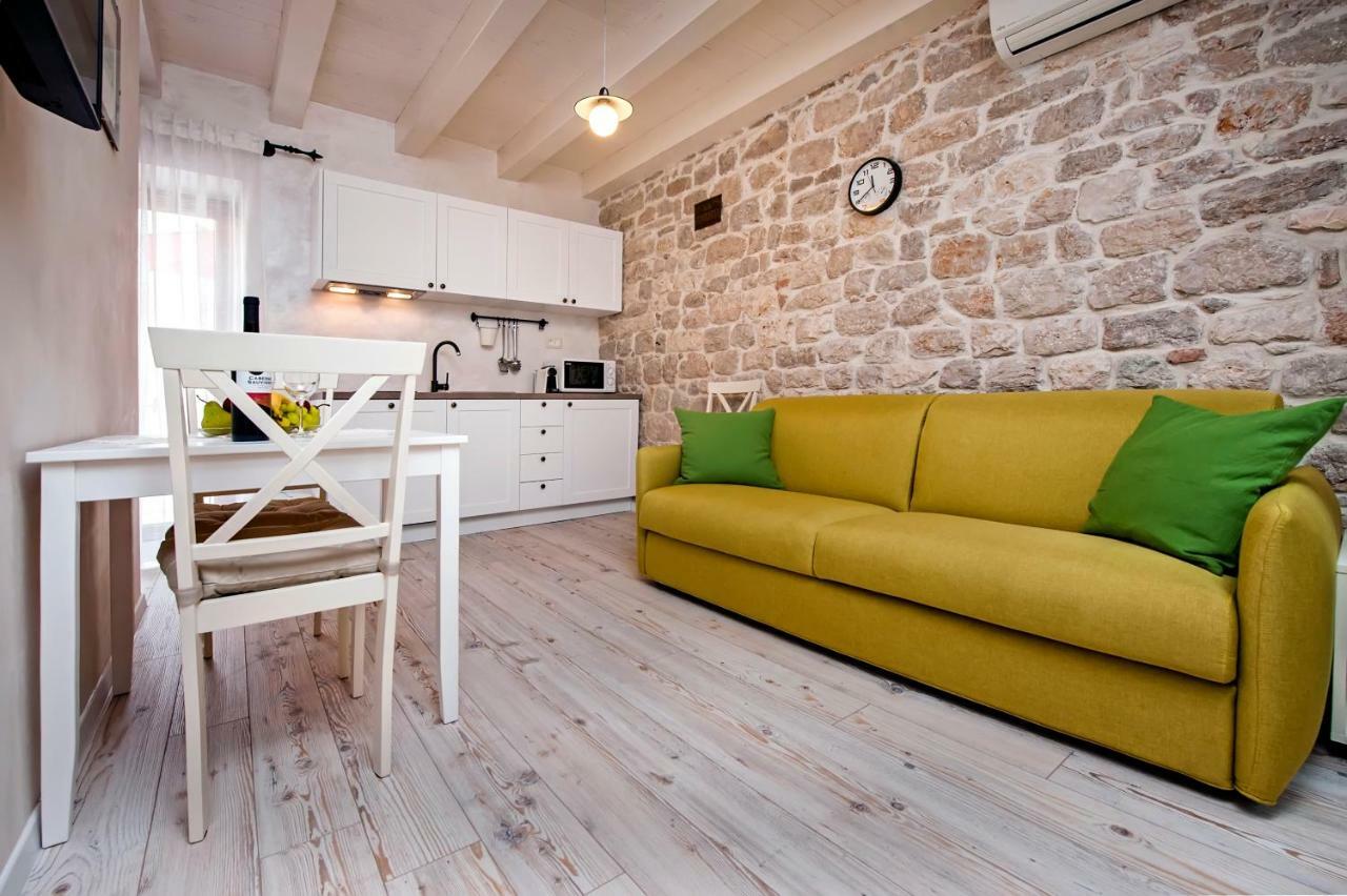 La Fondiaria Hotel Rovinj Bagian luar foto