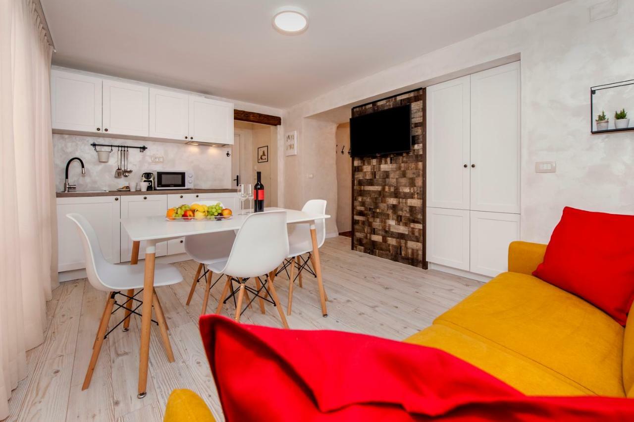 La Fondiaria Hotel Rovinj Bagian luar foto
